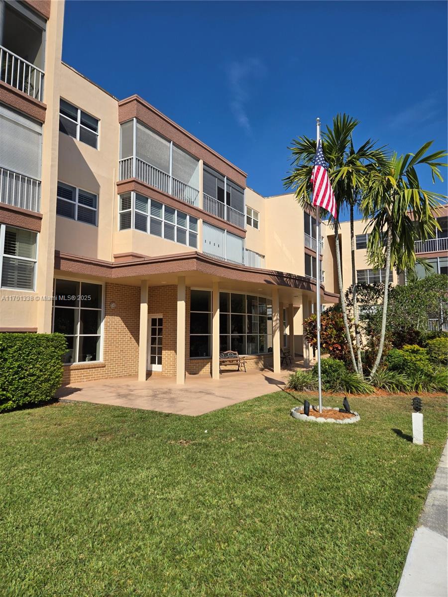 PLANTATION TERRACE CONDO - Residential
