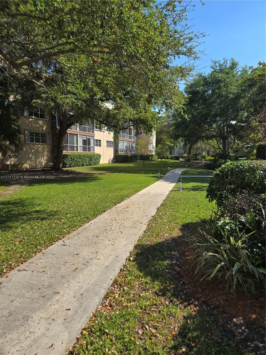 PLANTATION TERRACE CONDO - Residential