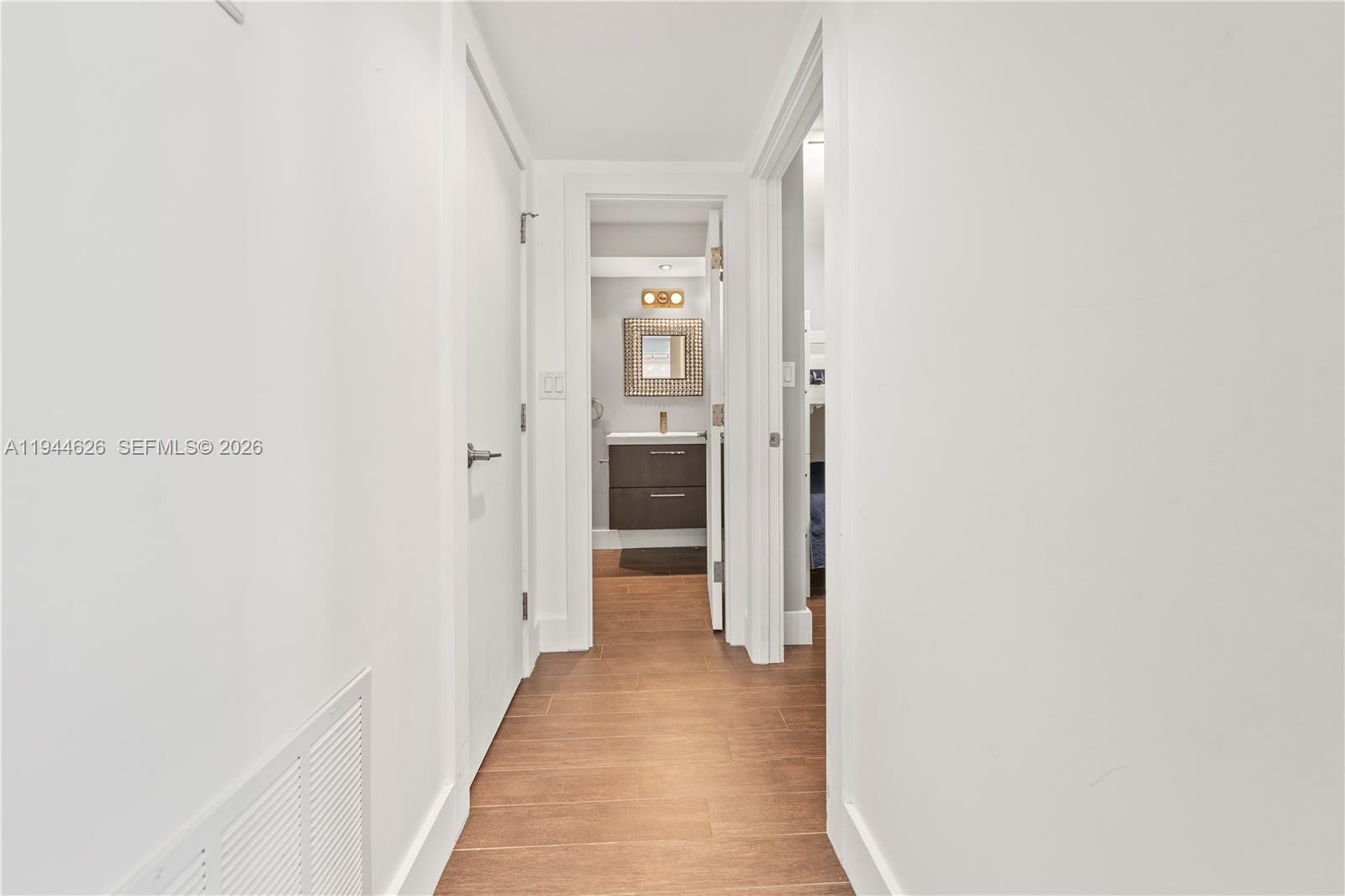 THE PRESIDENTIAL CONDO - Residential