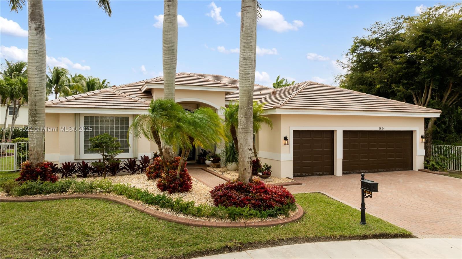 1844 Lighthouse Ct