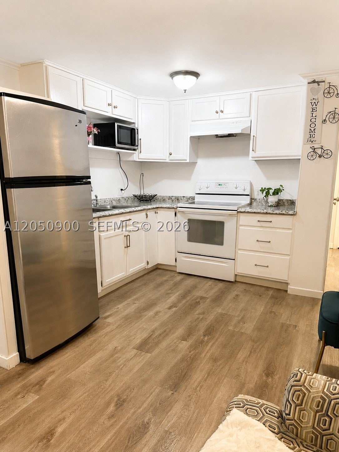 5291 Collins rd - Image 1