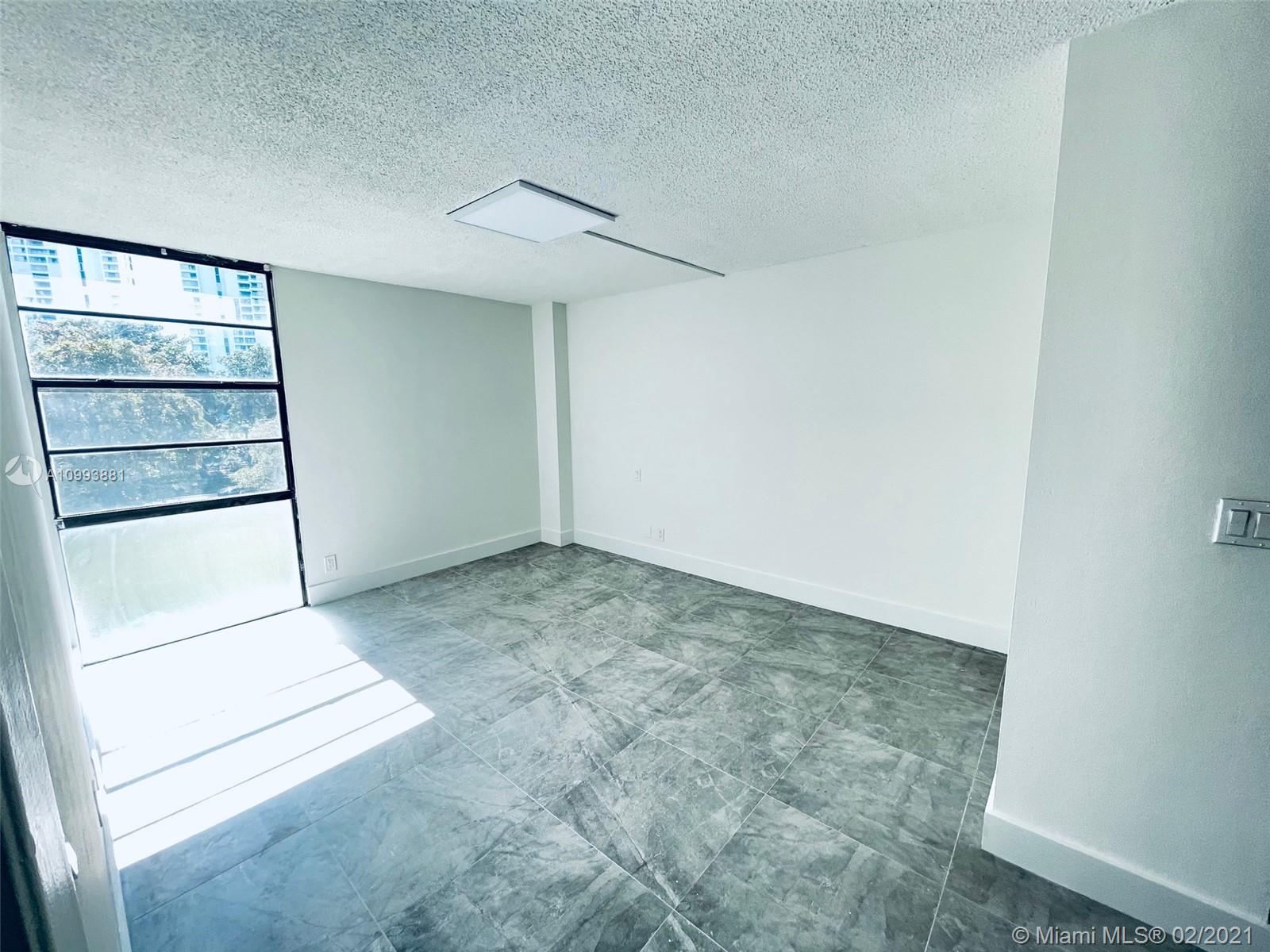 ENSENADA CONDO BLDG E-II - Residential