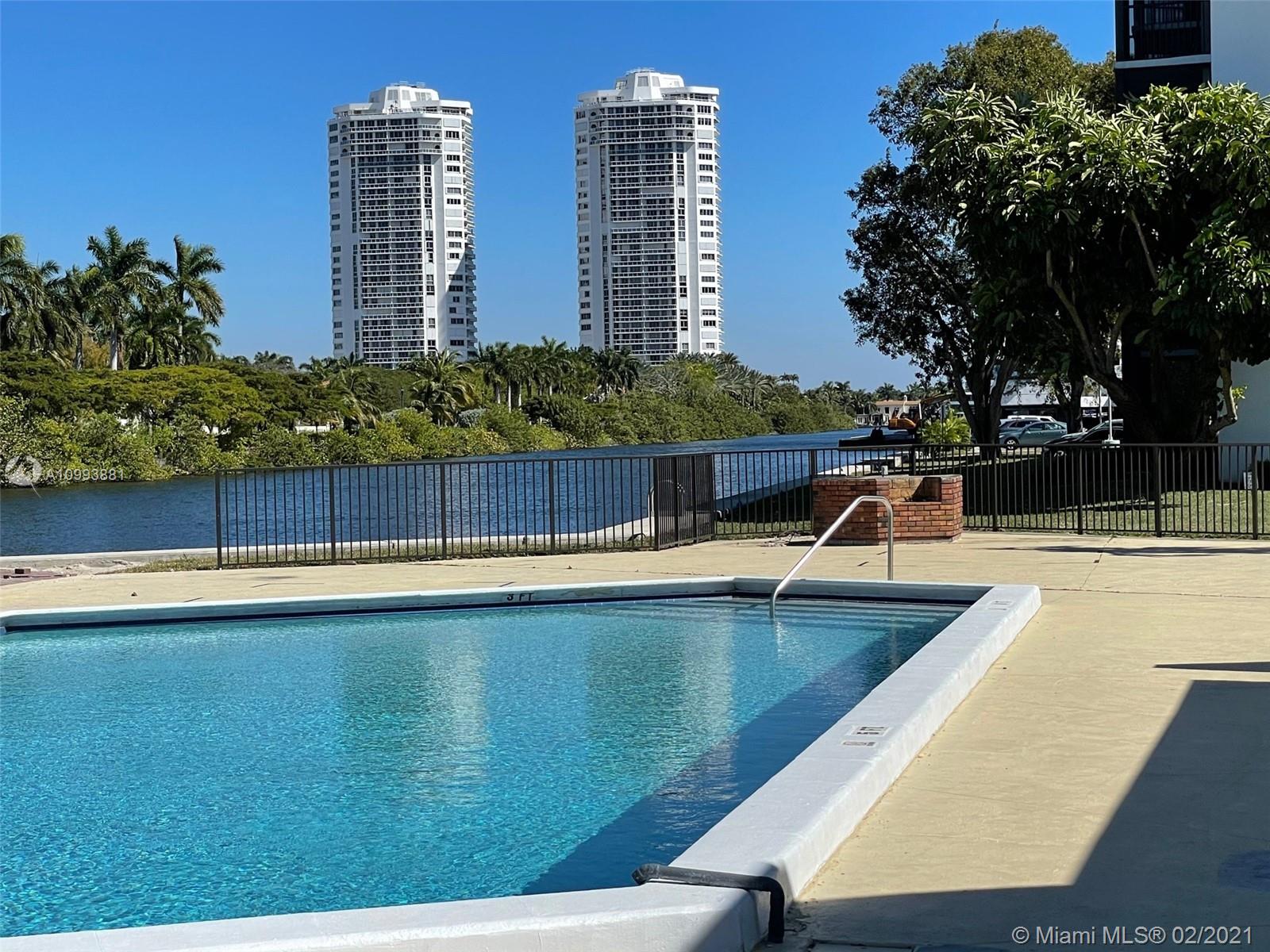 ENSENADA CONDO BLDG E-II - Residential