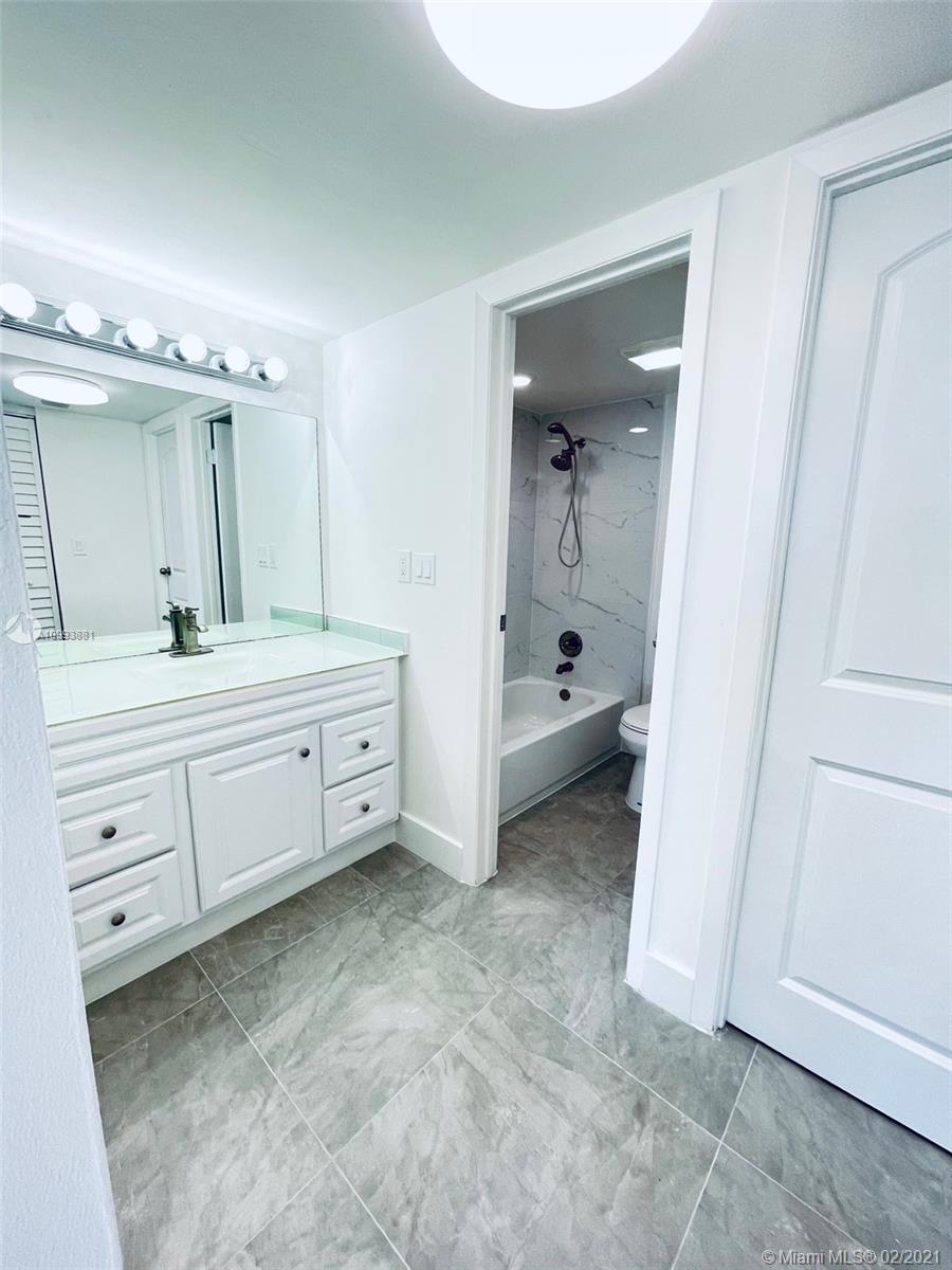 ENSENADA CONDO BLDG E-II - Residential