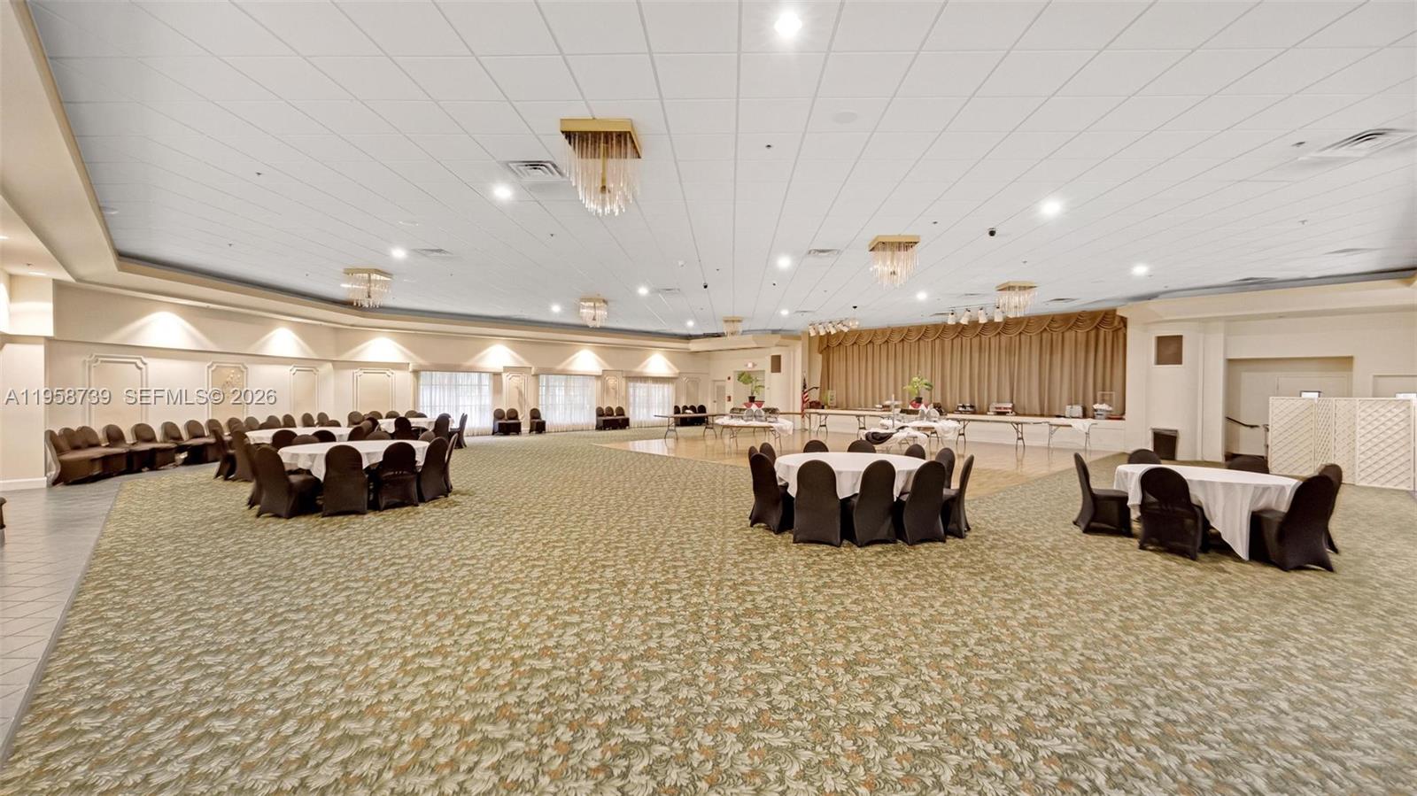 POINCIANA 6 OF PINE ISLAN - Residential