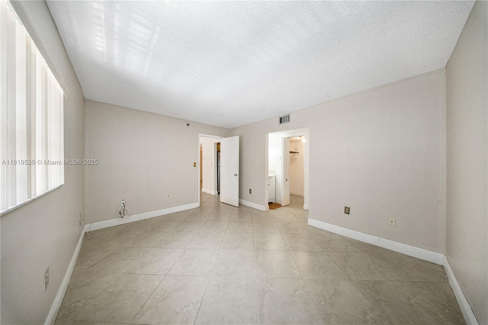 ARAGON TOWERS CONDO - Residential