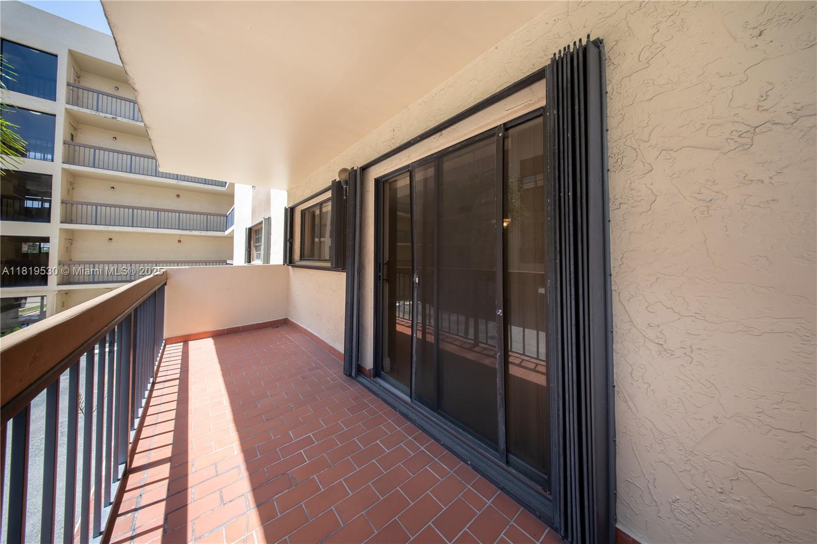 ARAGON TOWERS CONDO - Residential