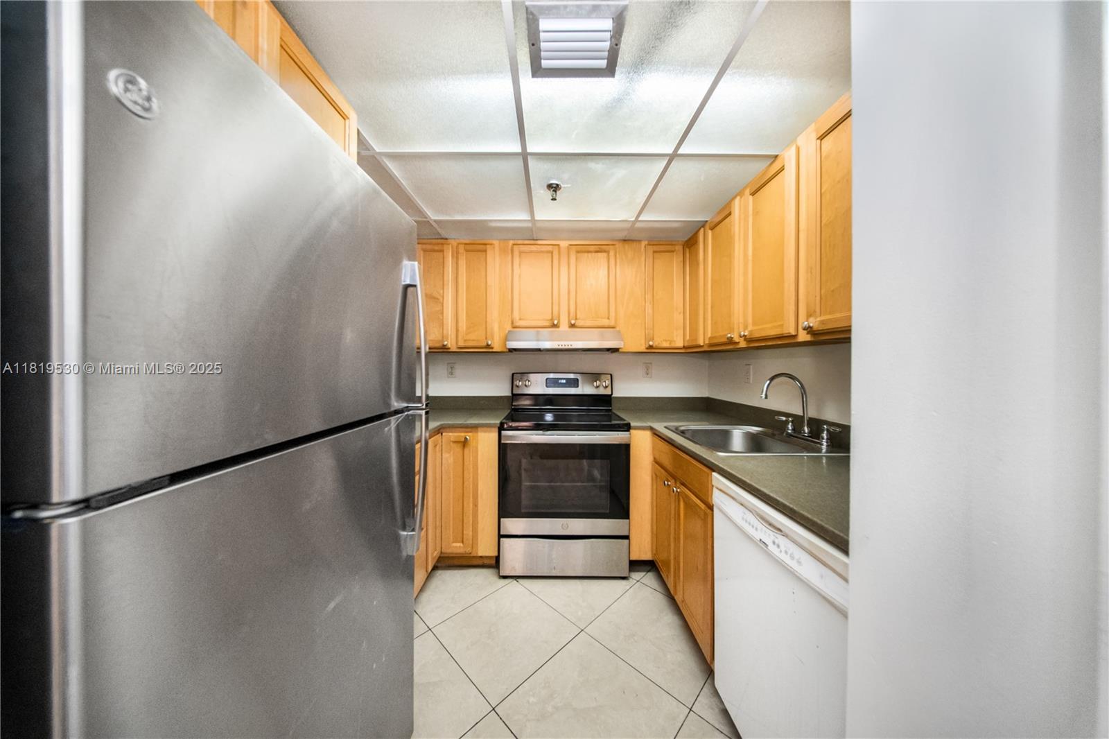 ARAGON TOWERS CONDO - Residential