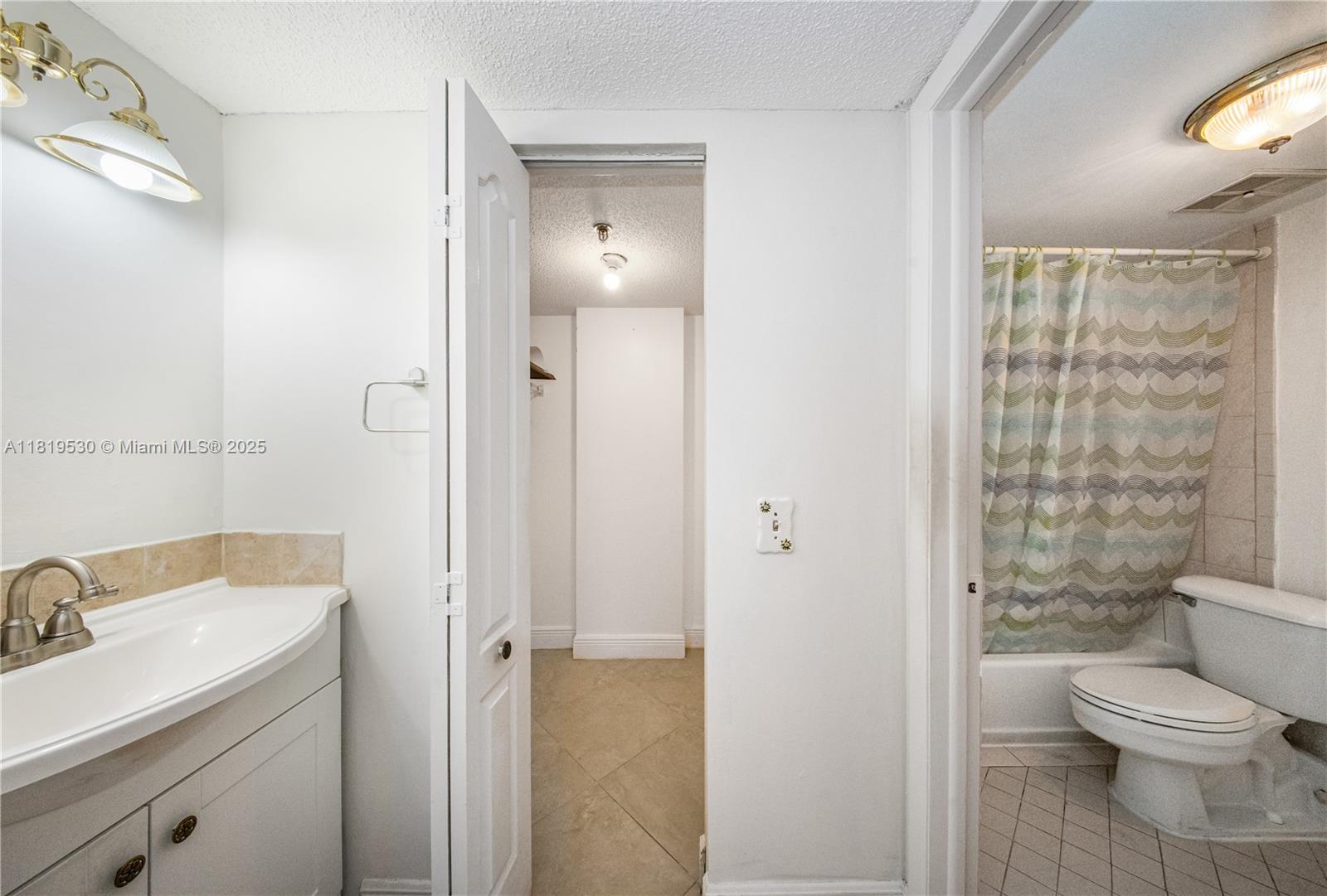 ARAGON TOWERS CONDO - Residential