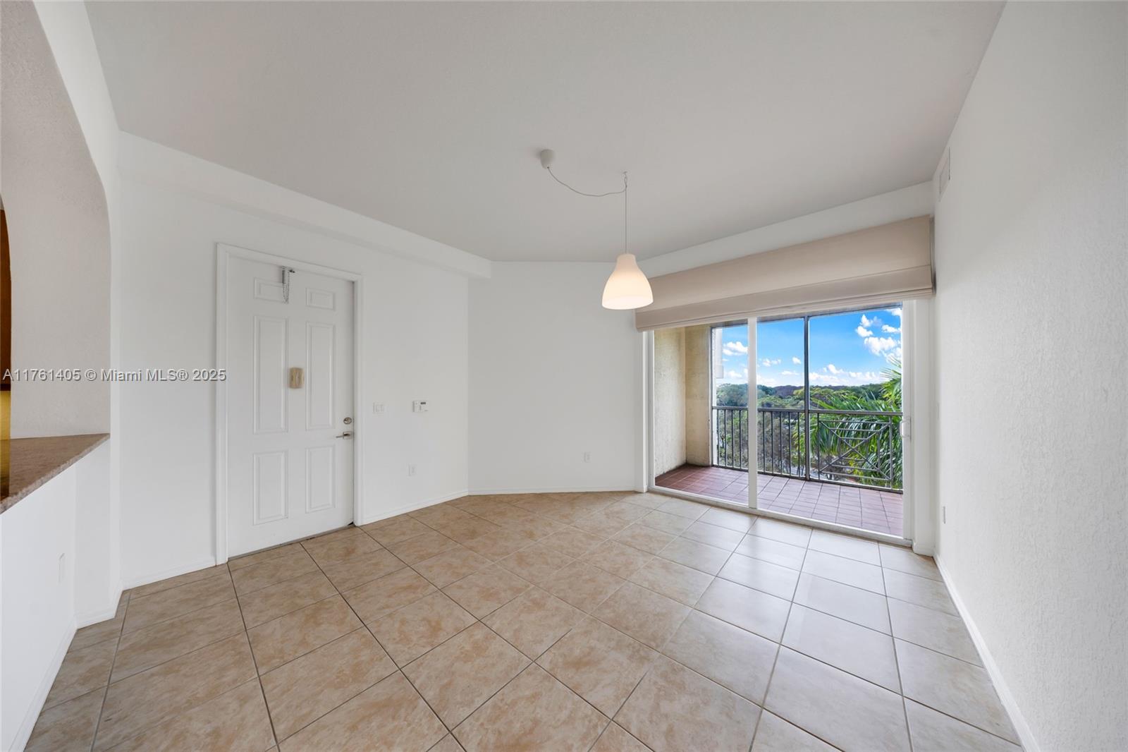 3600 Oaks Clubhouse Dr 501