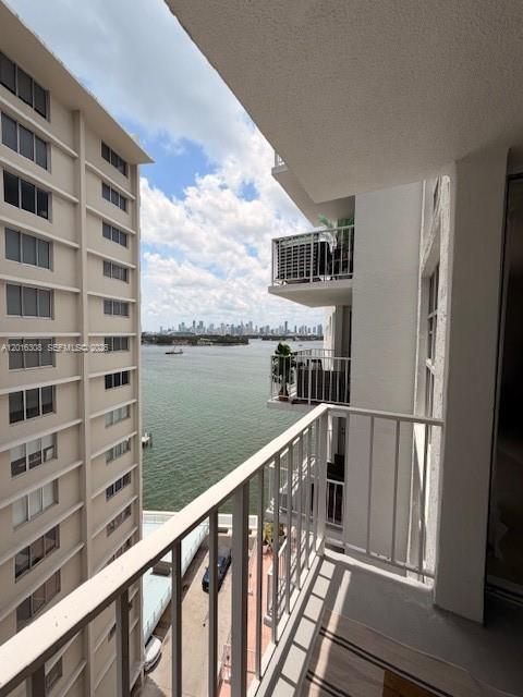 BAYVIEW TERR CONDO - Residential Lease