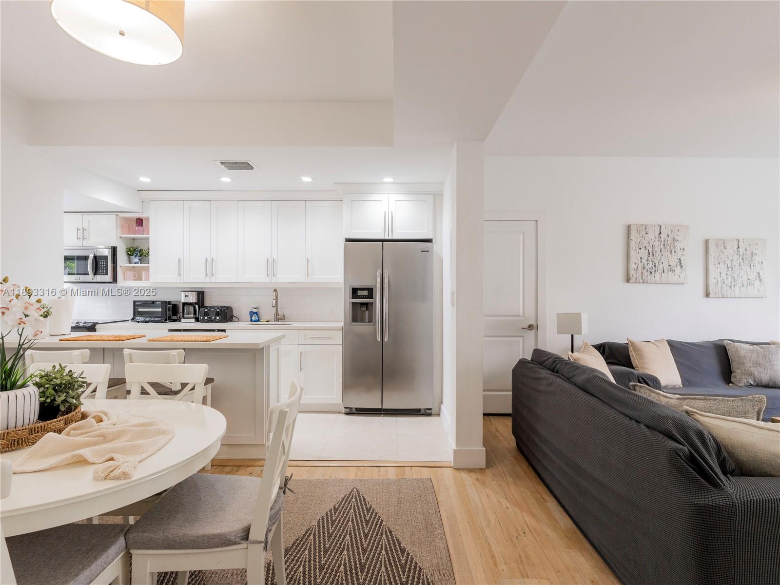 MIAMI BEACH IMPROVEMENT C - Residential Lease