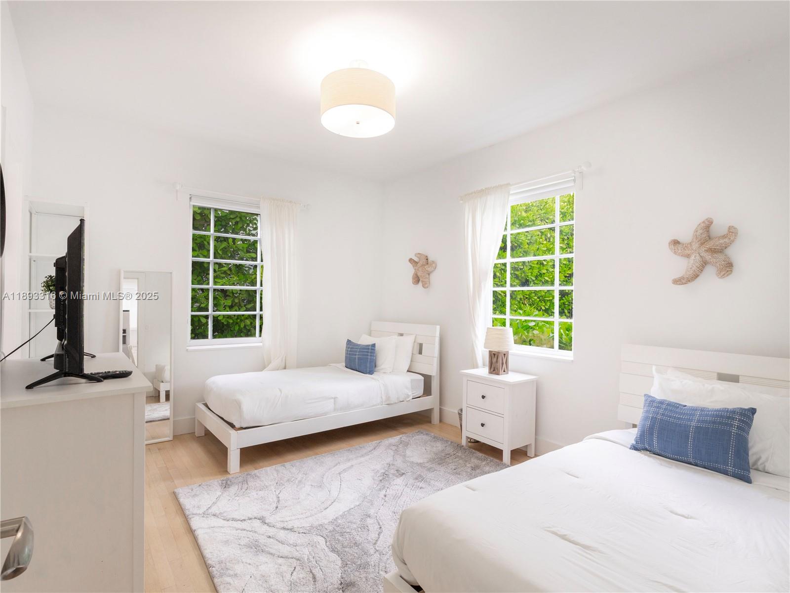 MIAMI BEACH IMPROVEMENT C - Residential Lease