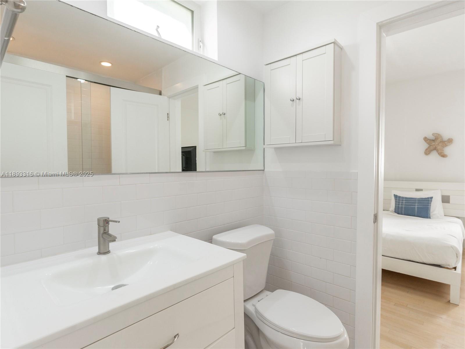 MIAMI BEACH IMPROVEMENT C - Residential Lease
