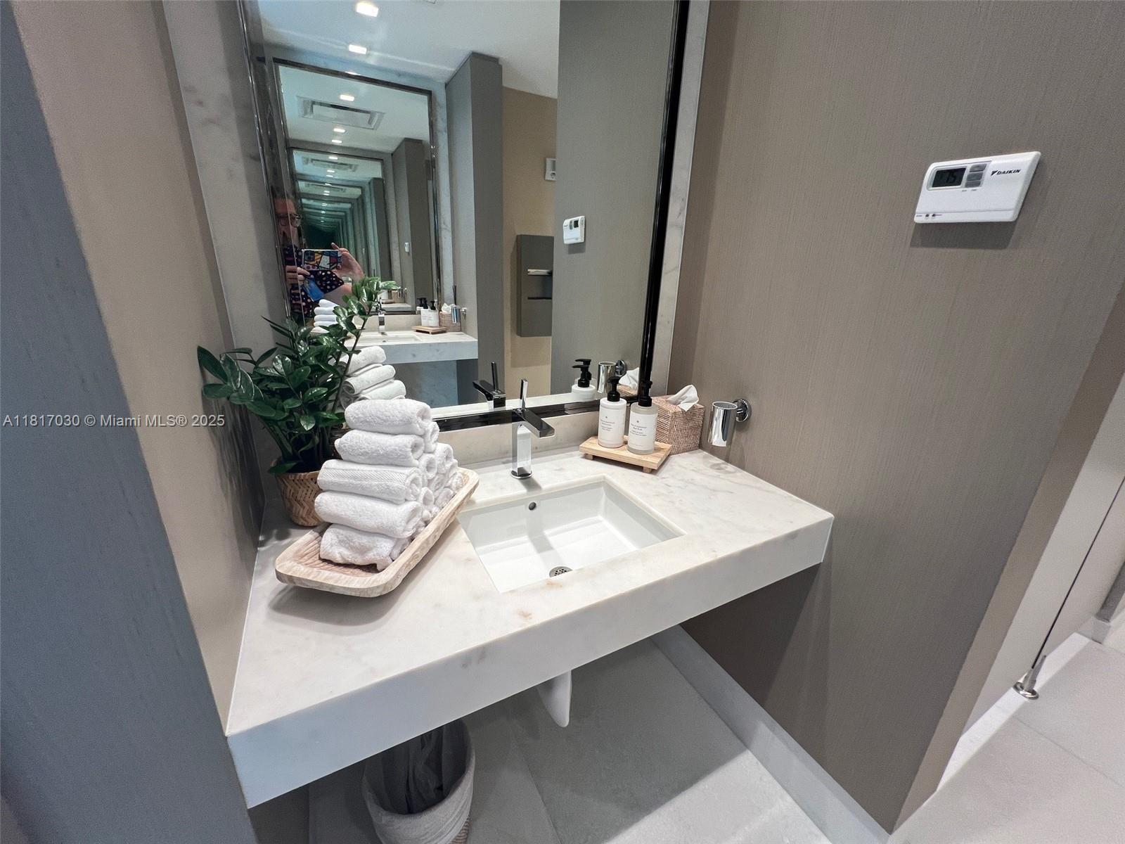 ESCOTTONIA PARK - Residential