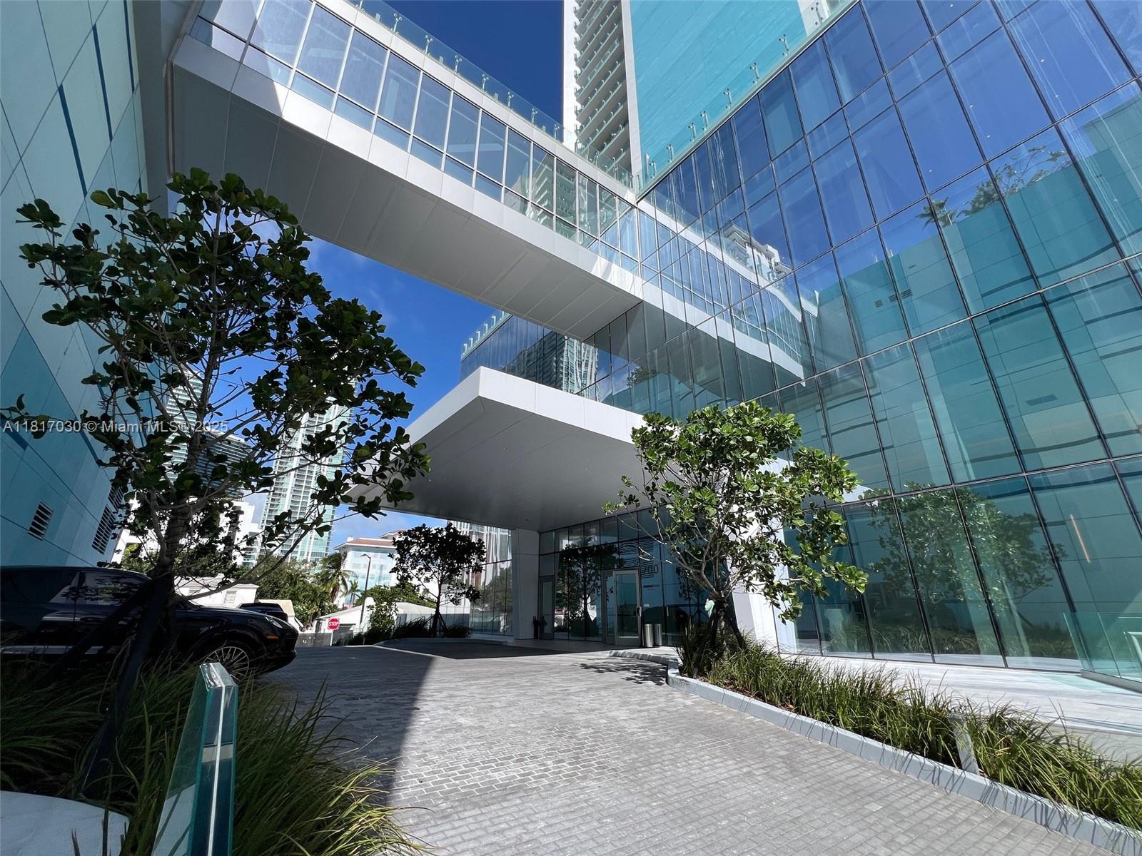 ESCOTTONIA PARK - Residential