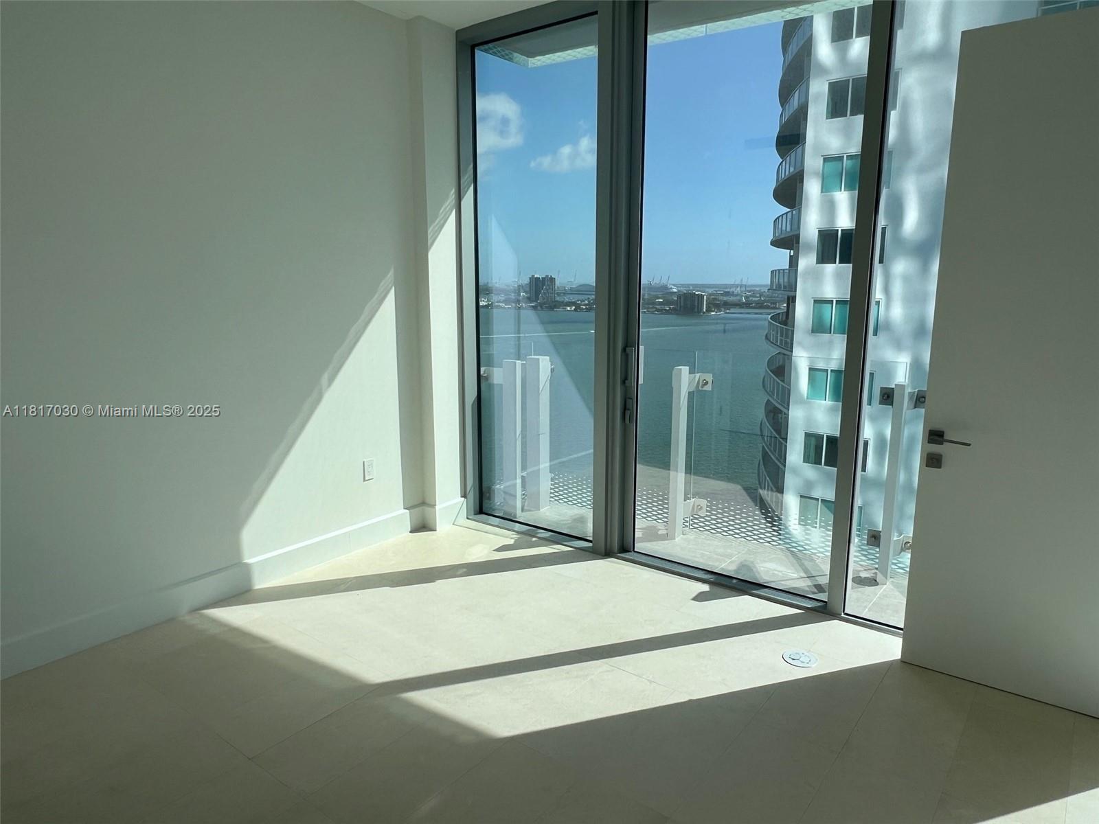 ESCOTTONIA PARK - Residential