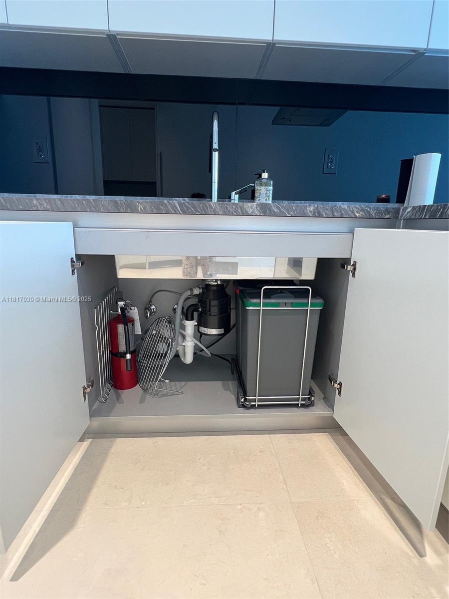 ESCOTTONIA PARK - Residential