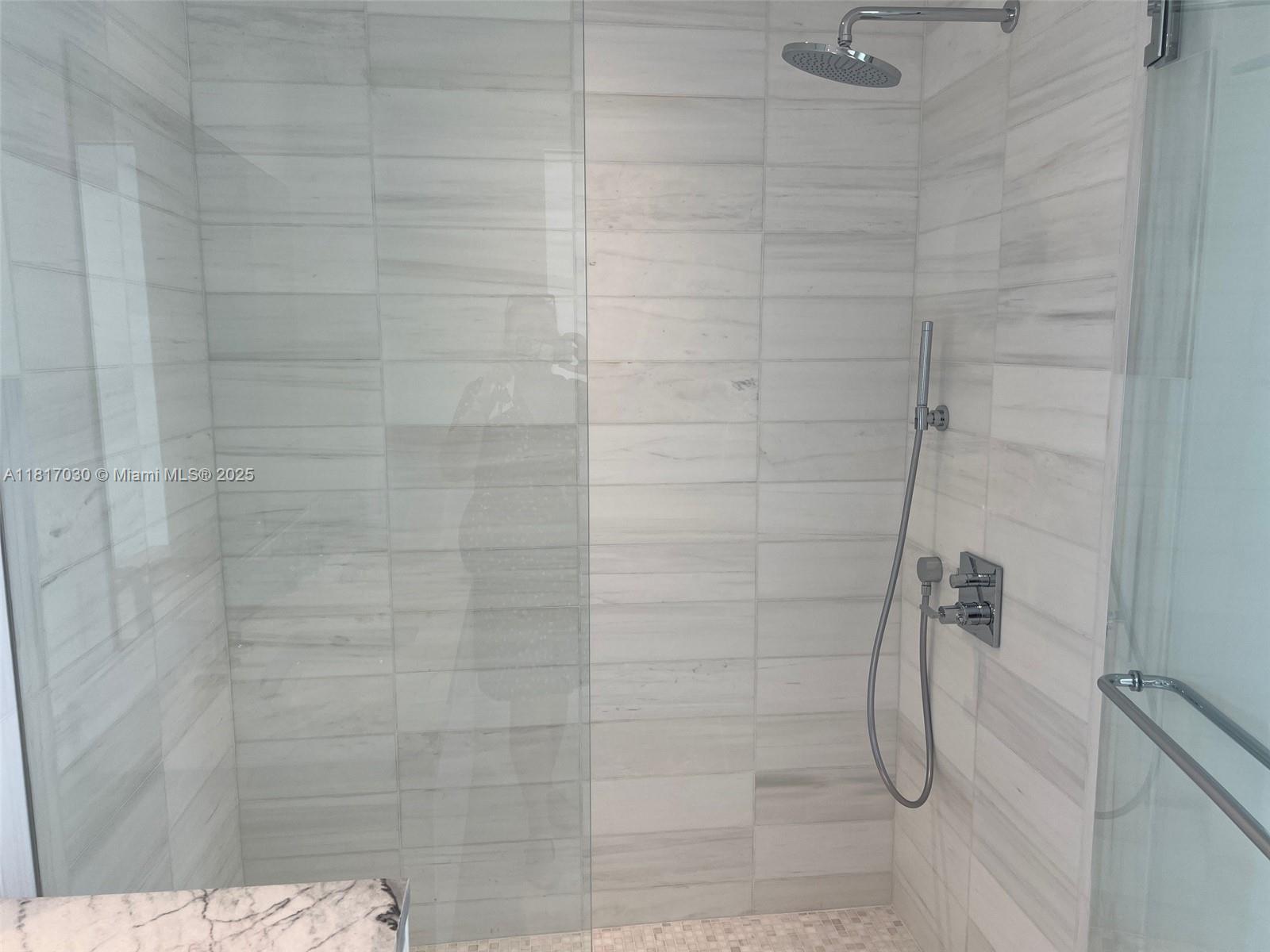 ESCOTTONIA PARK - Residential