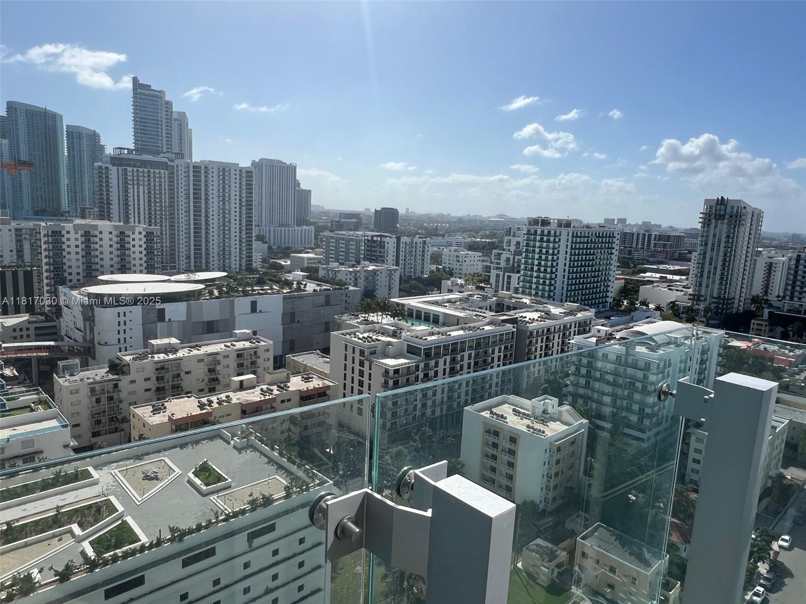 ESCOTTONIA PARK - Residential