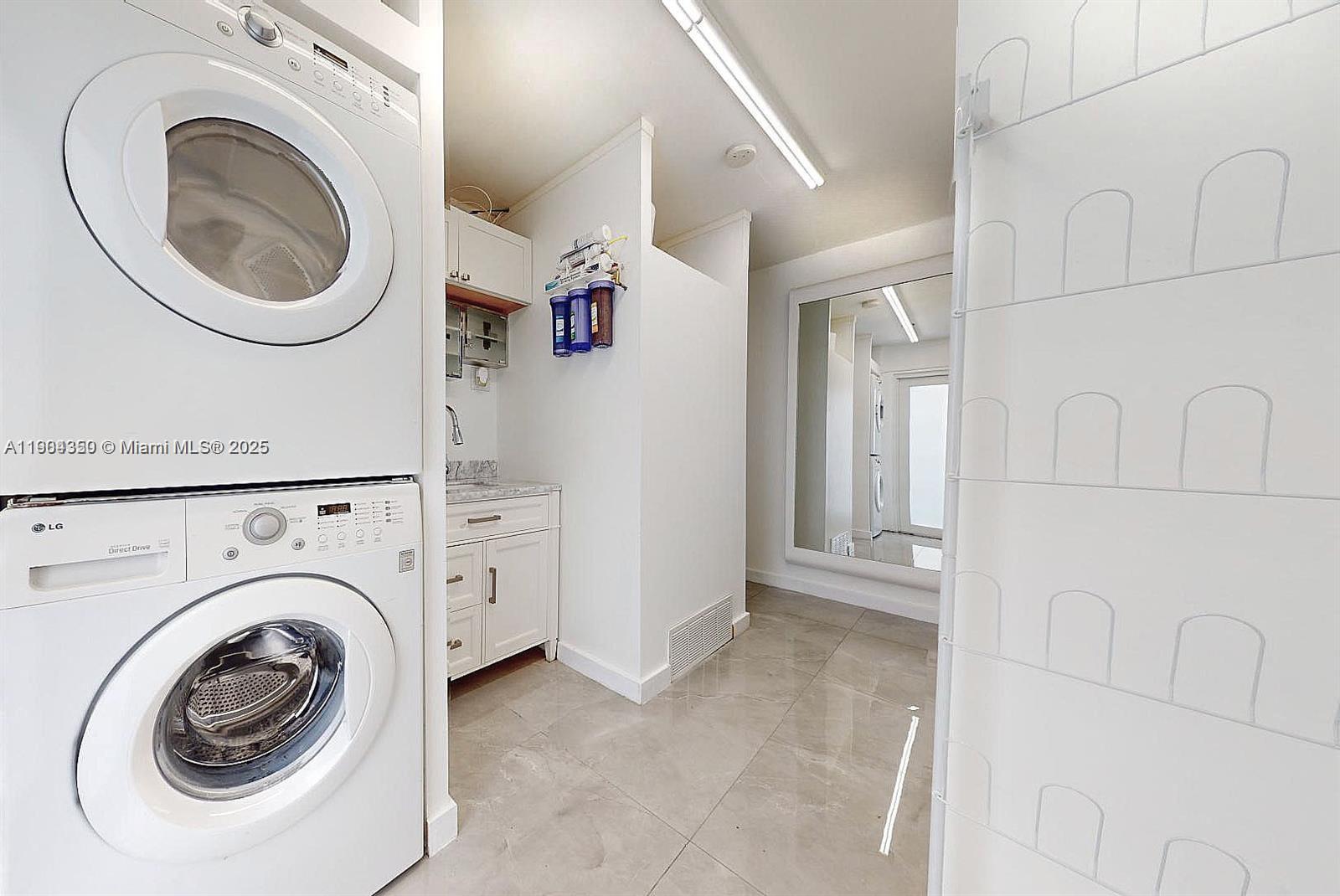 NEWTON HEIGHTS - Residential Lease