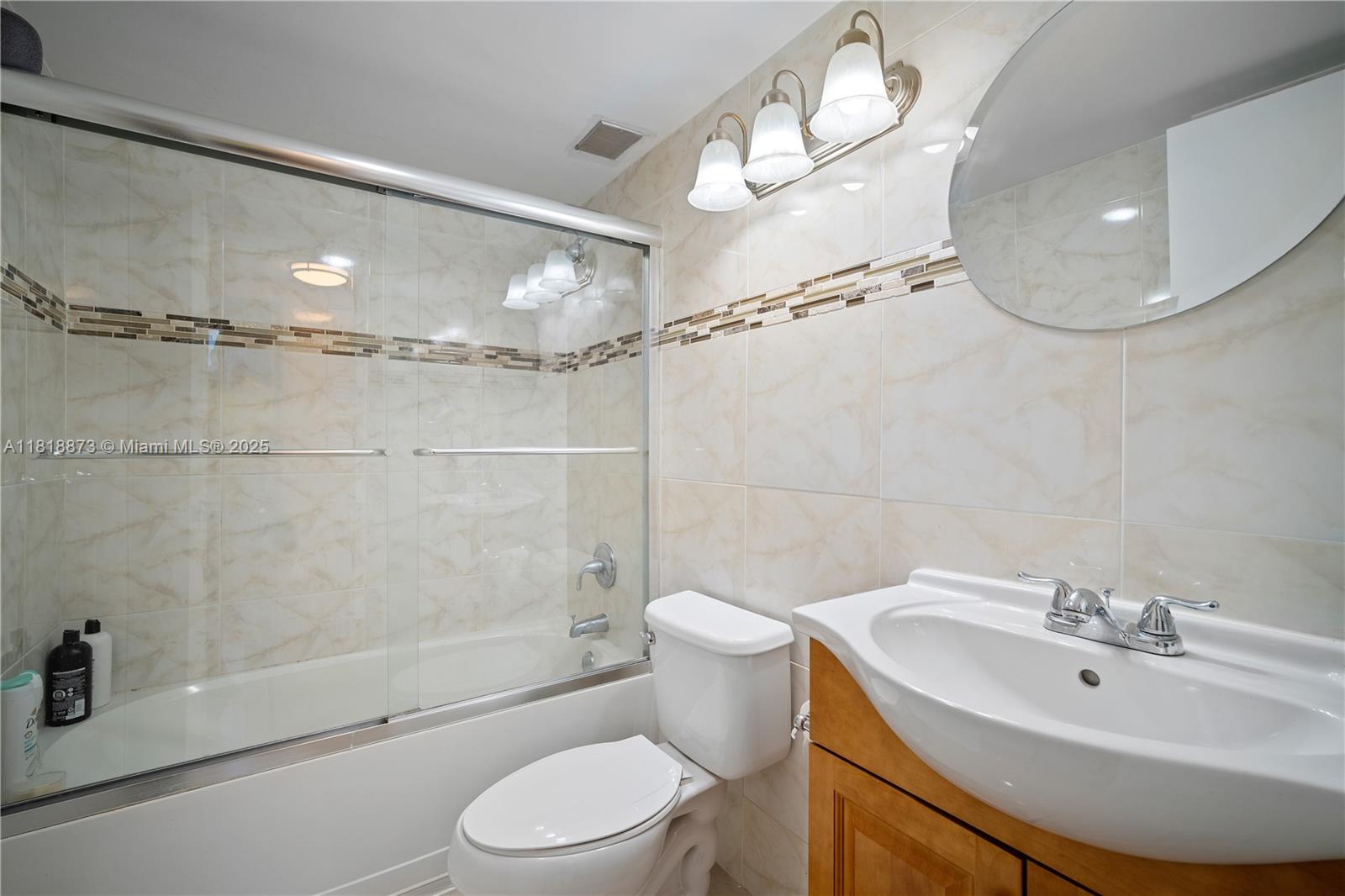 BAYVIEW TOWERS CONDO SOUT - Residential
