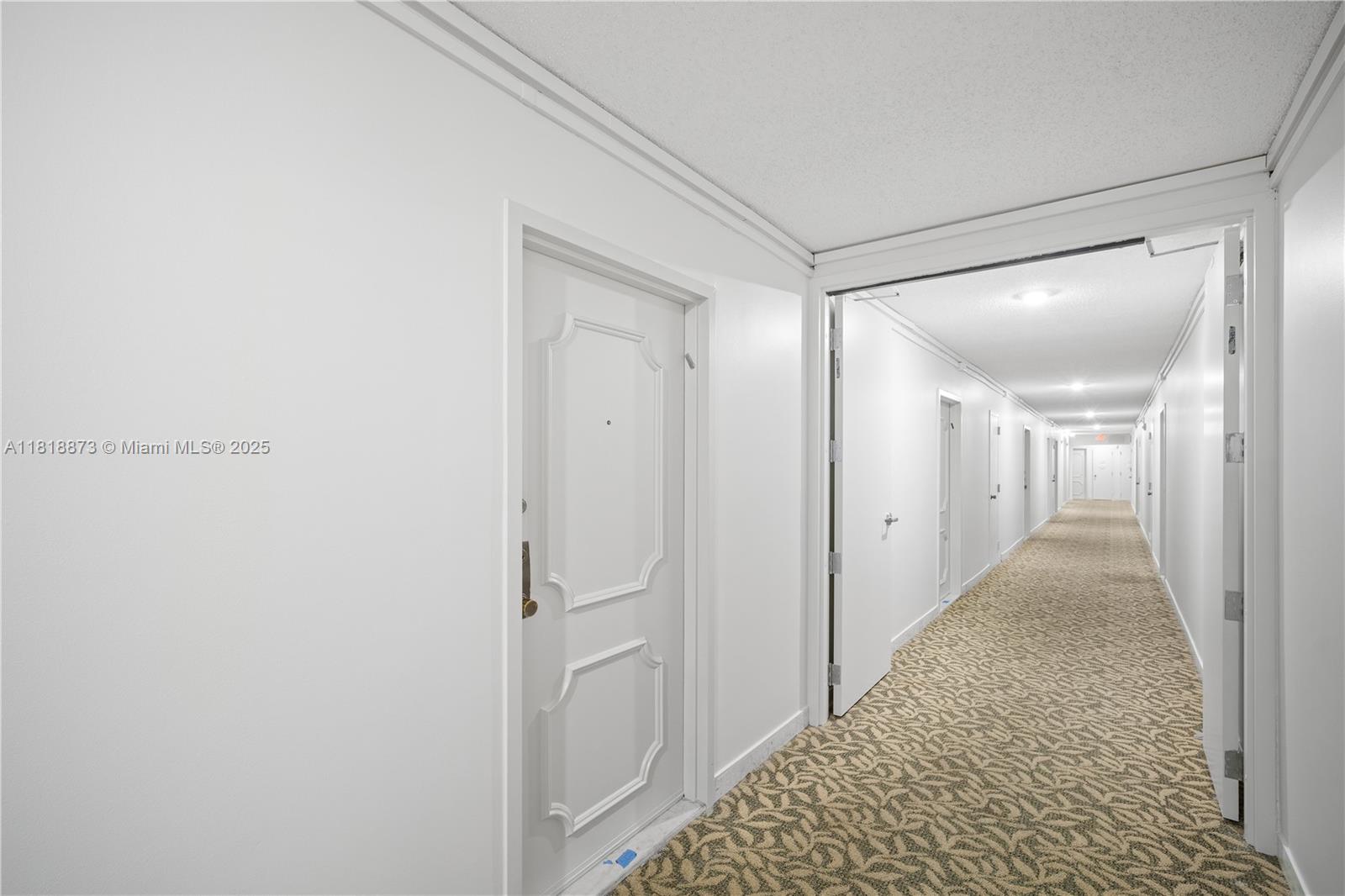 BAYVIEW TOWERS CONDO SOUT - Residential