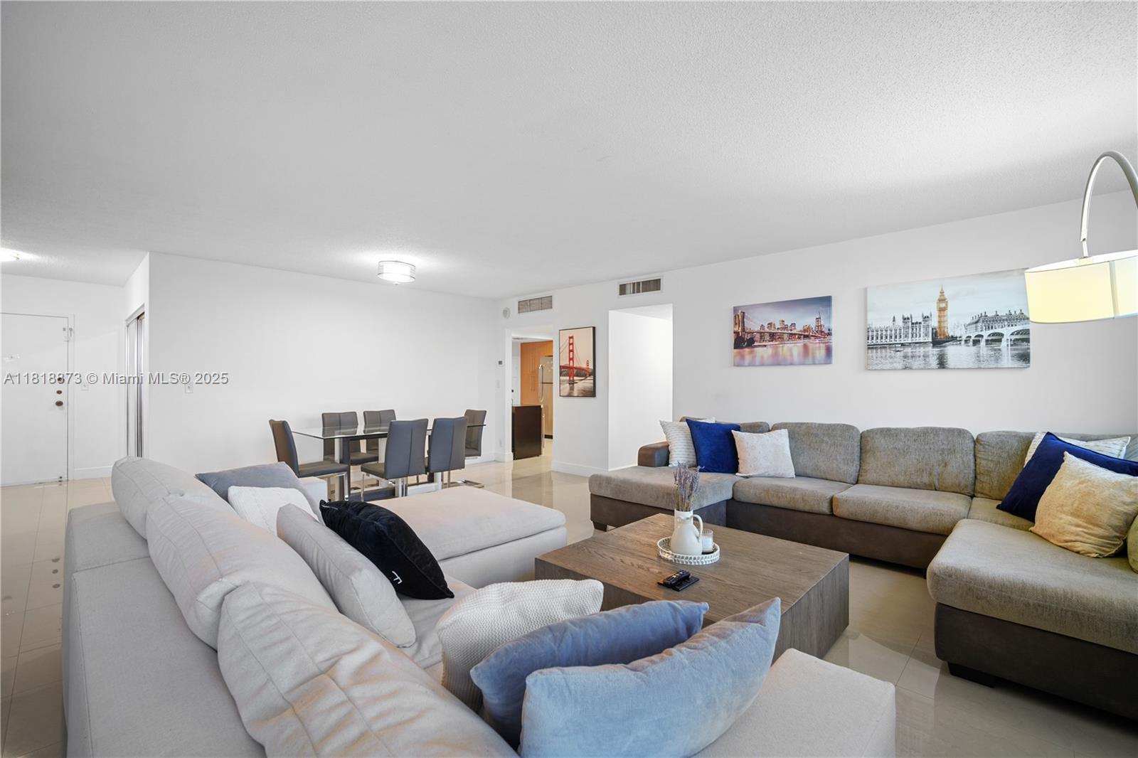 BAYVIEW TOWERS CONDO SOUT - Residential