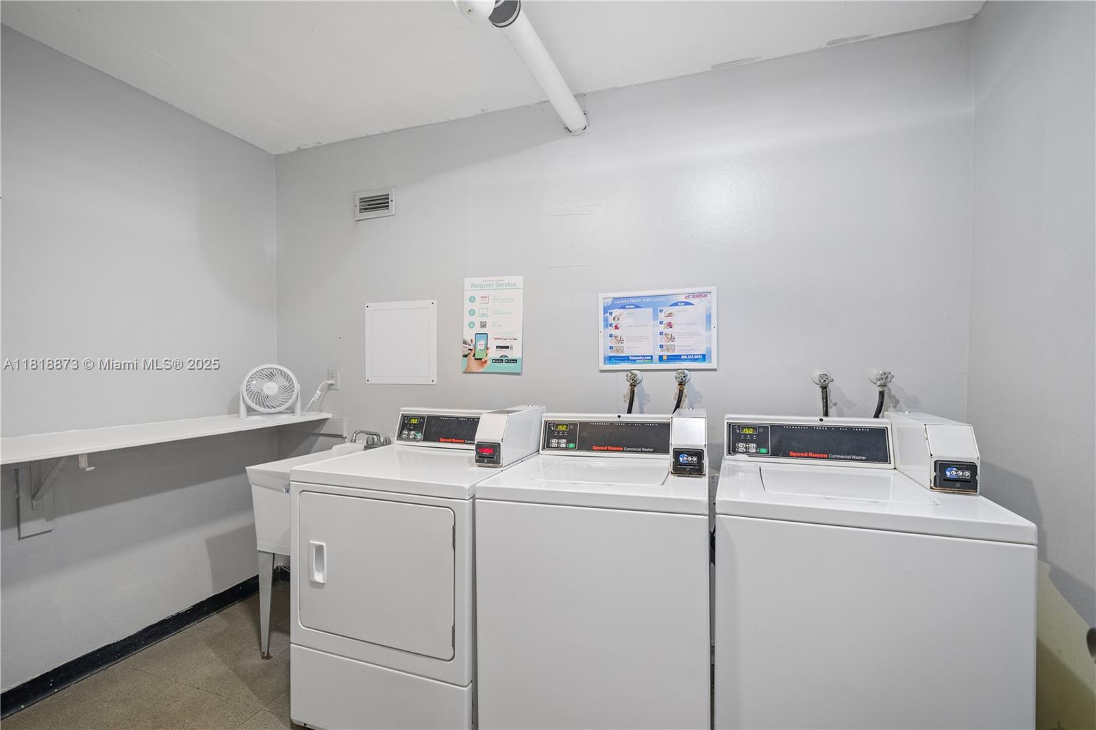 BAYVIEW TOWERS CONDO SOUT - Residential
