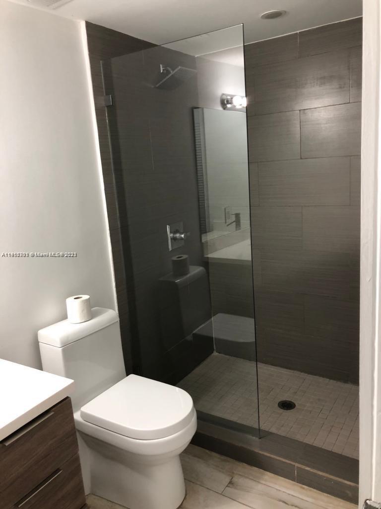 LINCOLN SUB - Residential Lease