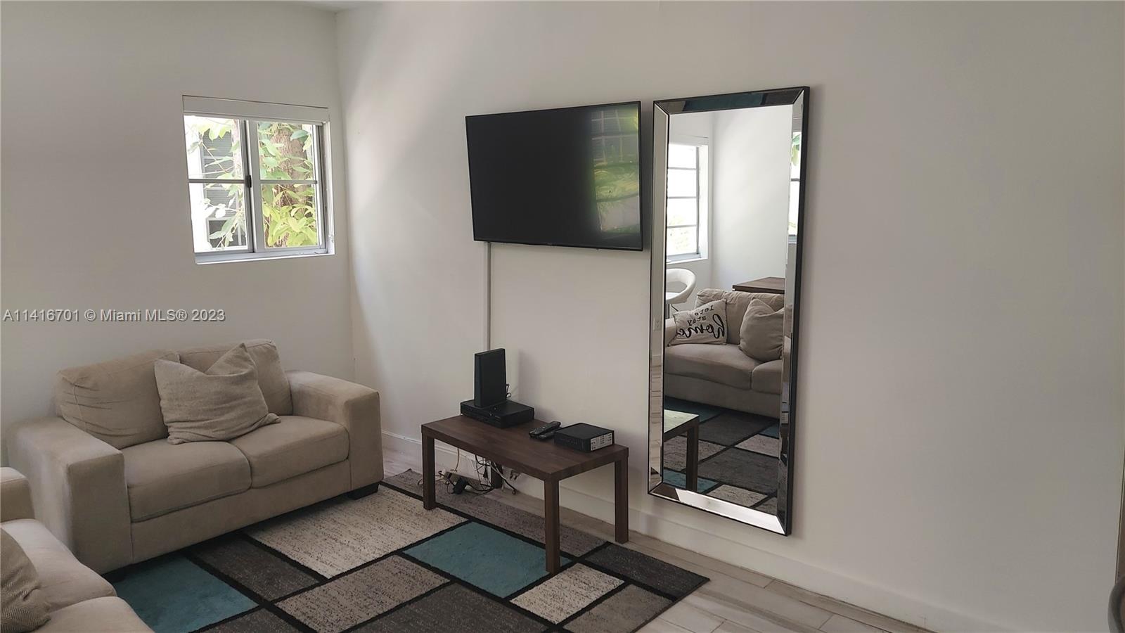 LINCOLN SUB - Residential Lease