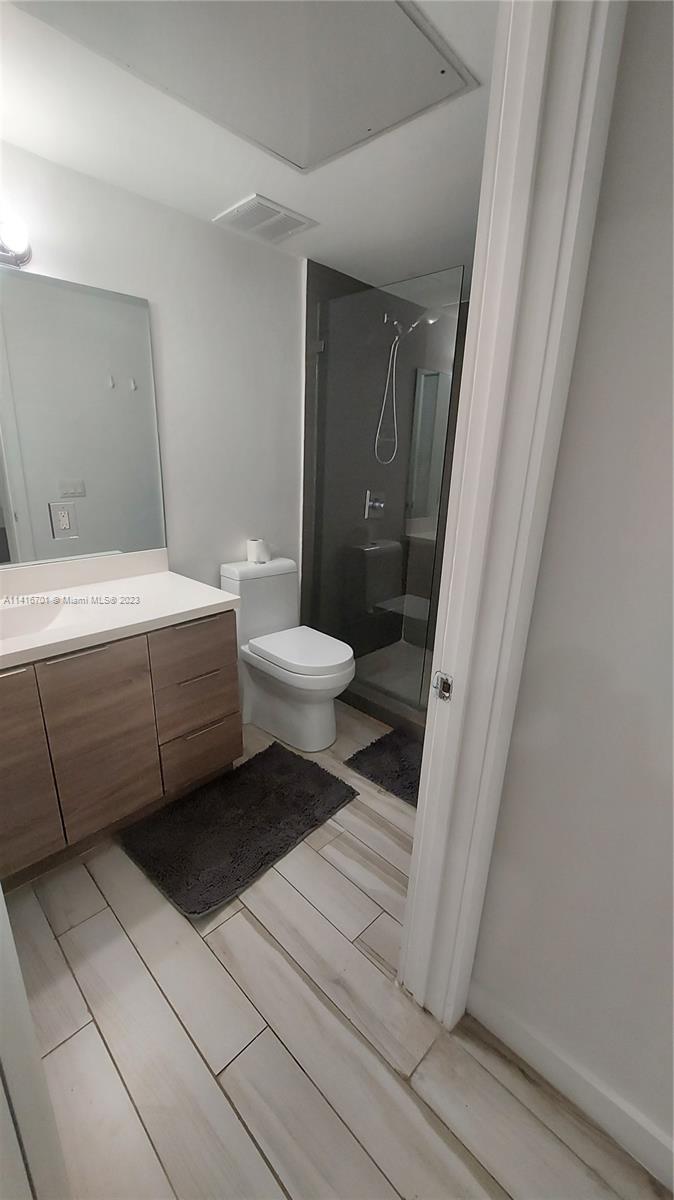 LINCOLN SUB - Residential Lease