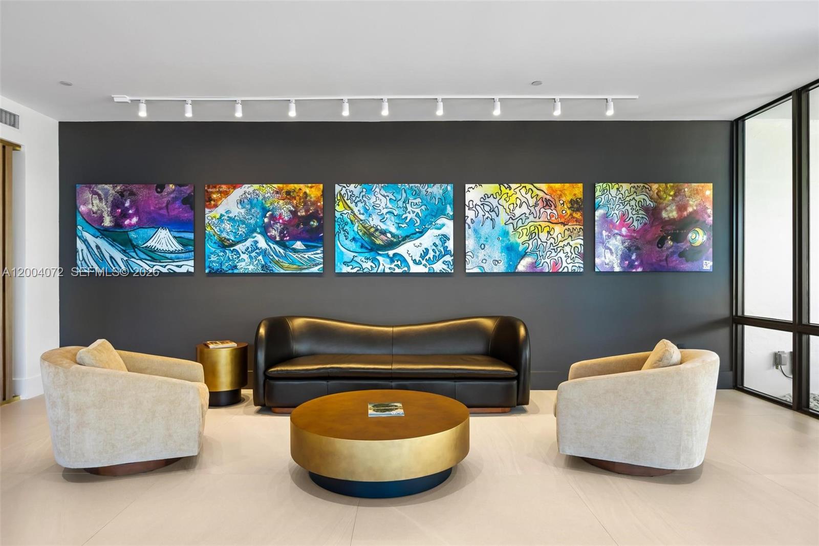 CLEARVIEW TOWERS CONDO - Residential