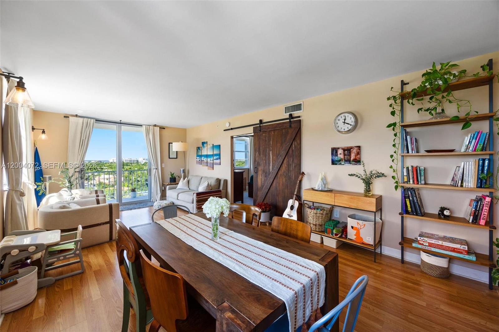 CLEARVIEW TOWERS CONDO - Residential