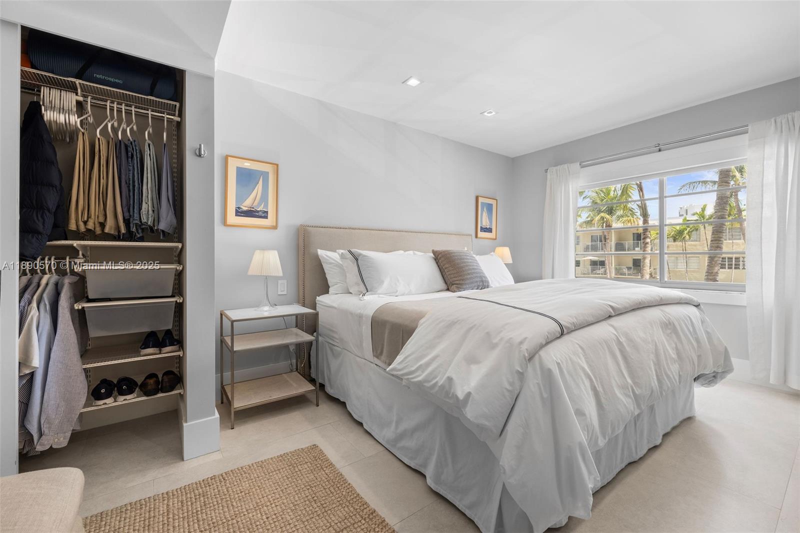 LINCOLN BAY TOWERS CONDO - Residential