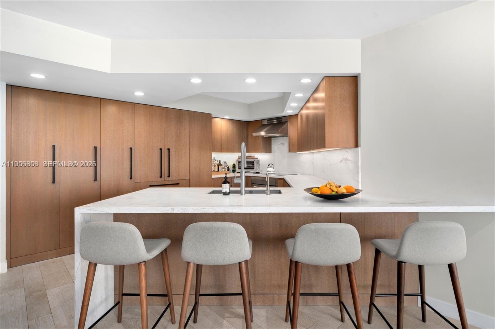 1900 Sunset Harbour Dr 2312