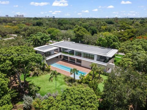 A home in Pinecrest