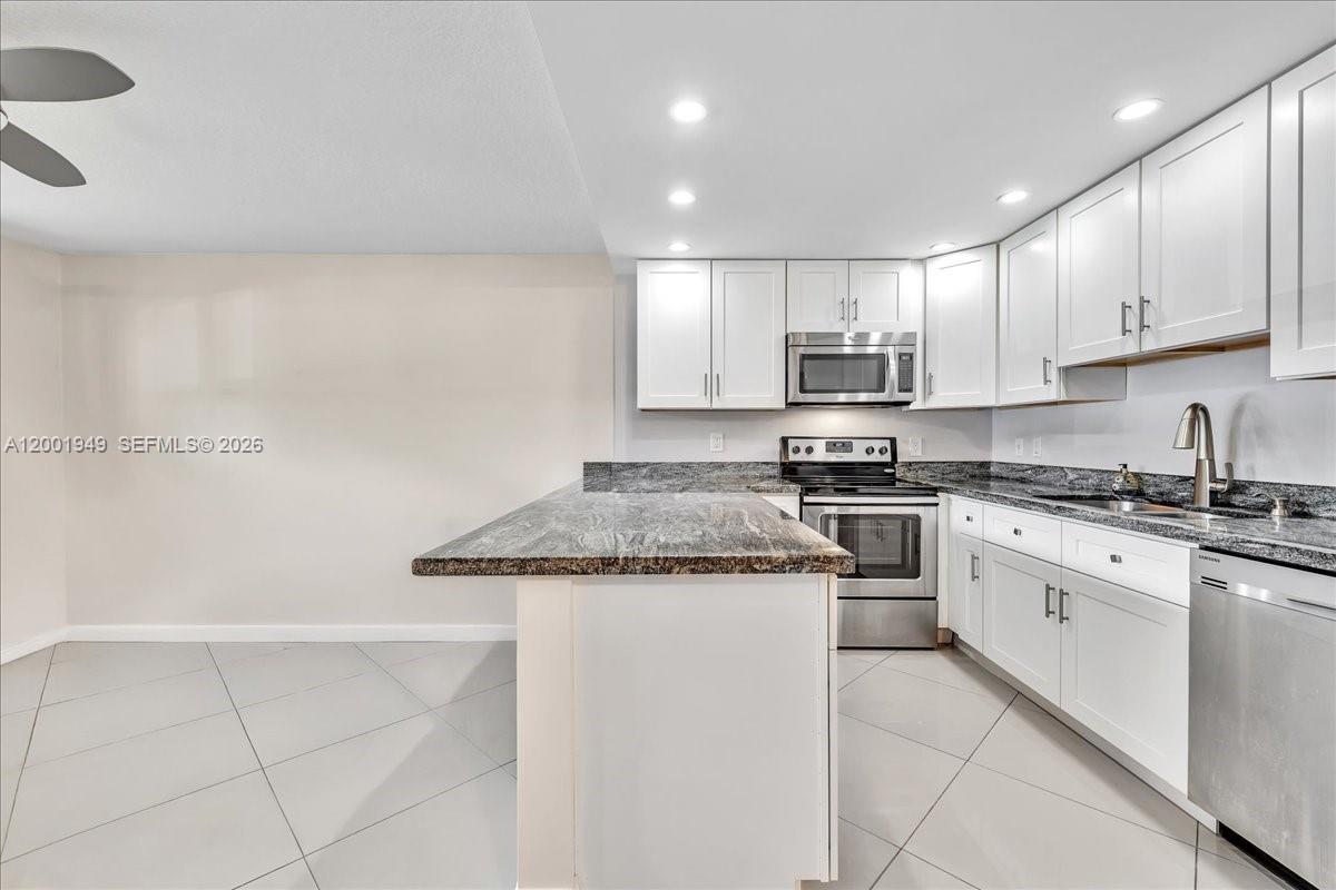 ANTIGUA VILLAGE I C CONDO - Residential