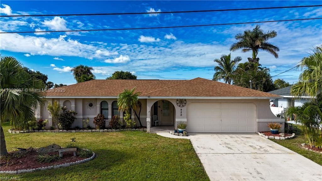 920 Se 4th Pl, Cape Coral, Lee County, Florida - 3 Bedrooms  
2 Bathrooms - 