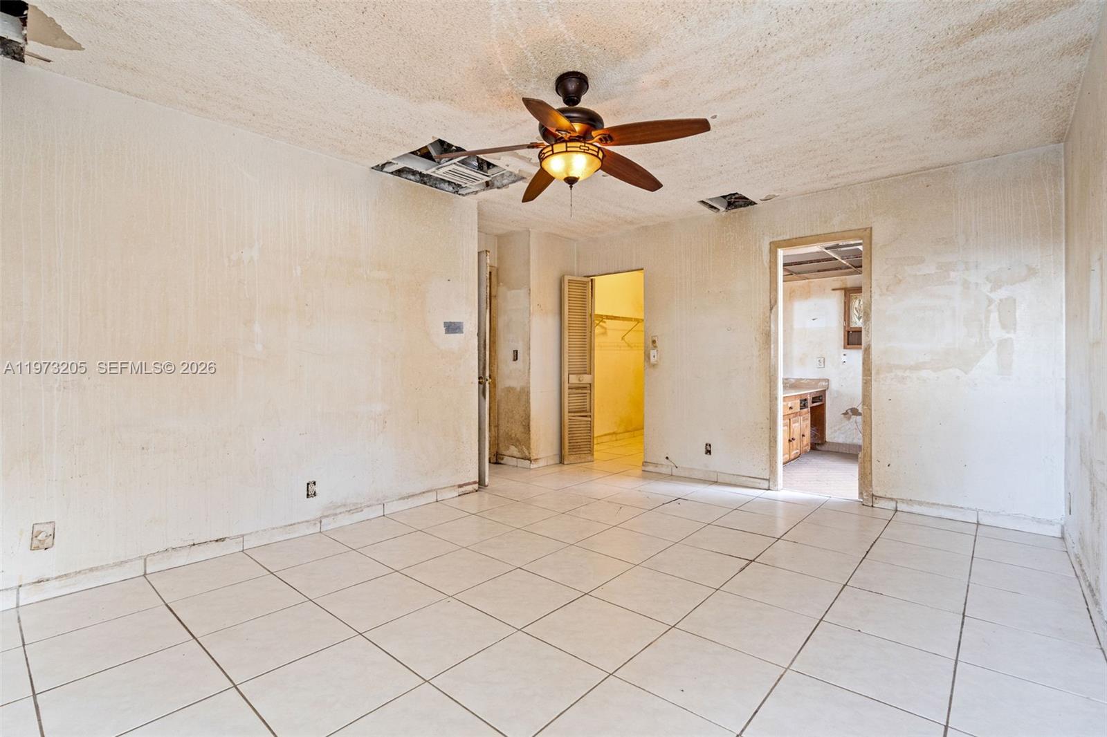 BOULEVARD WOODS NORTH - Residential