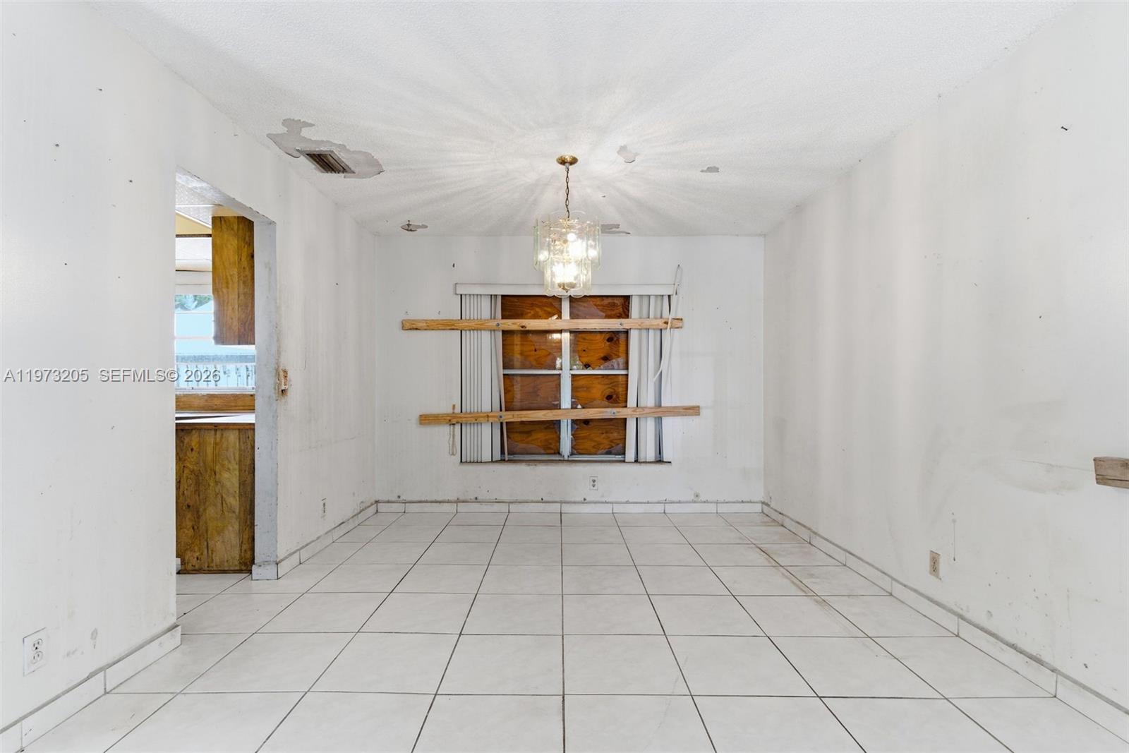 BOULEVARD WOODS NORTH - Residential