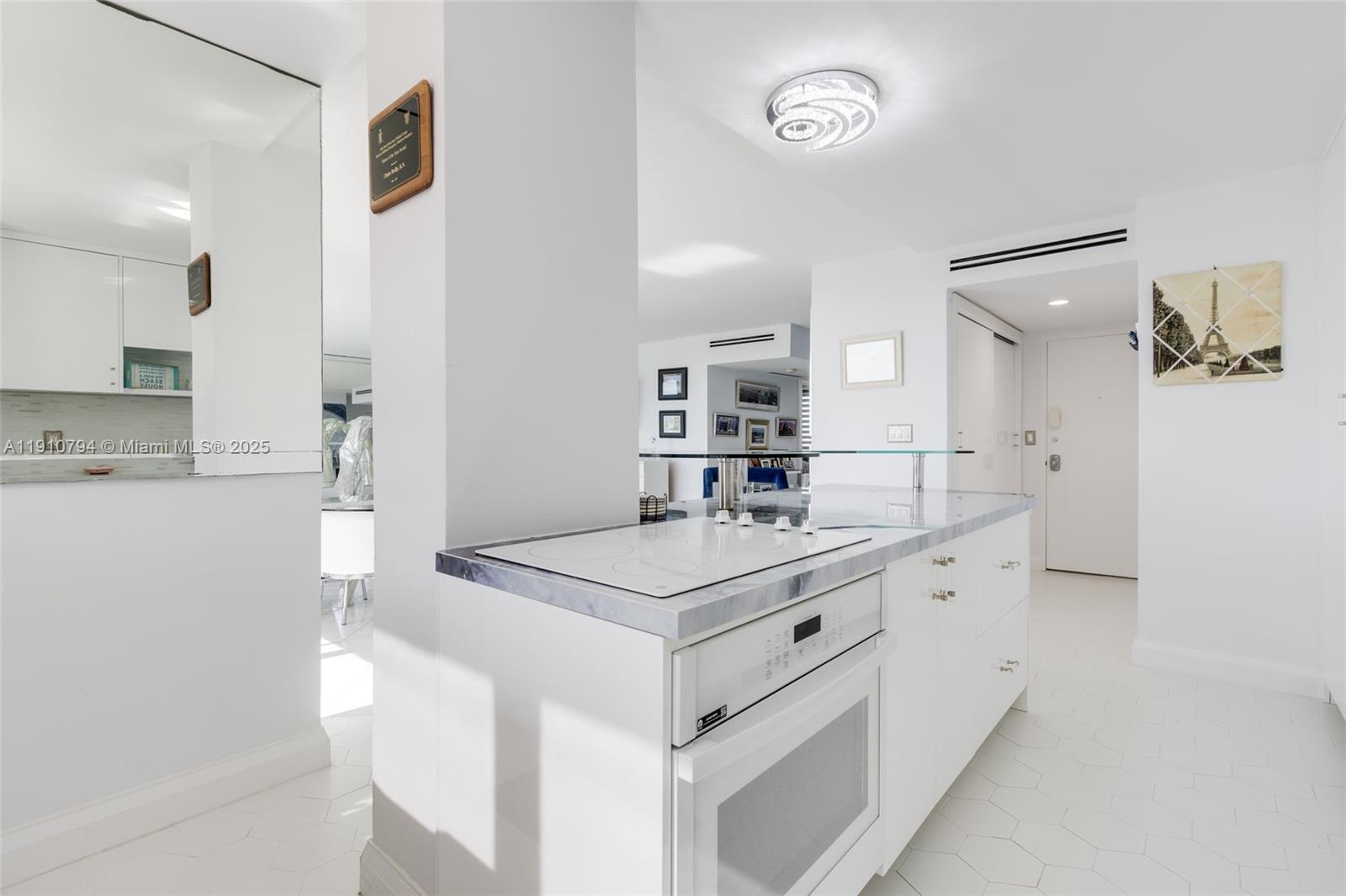 CLOISTER BEACH TOWERS CON - Residential Lease