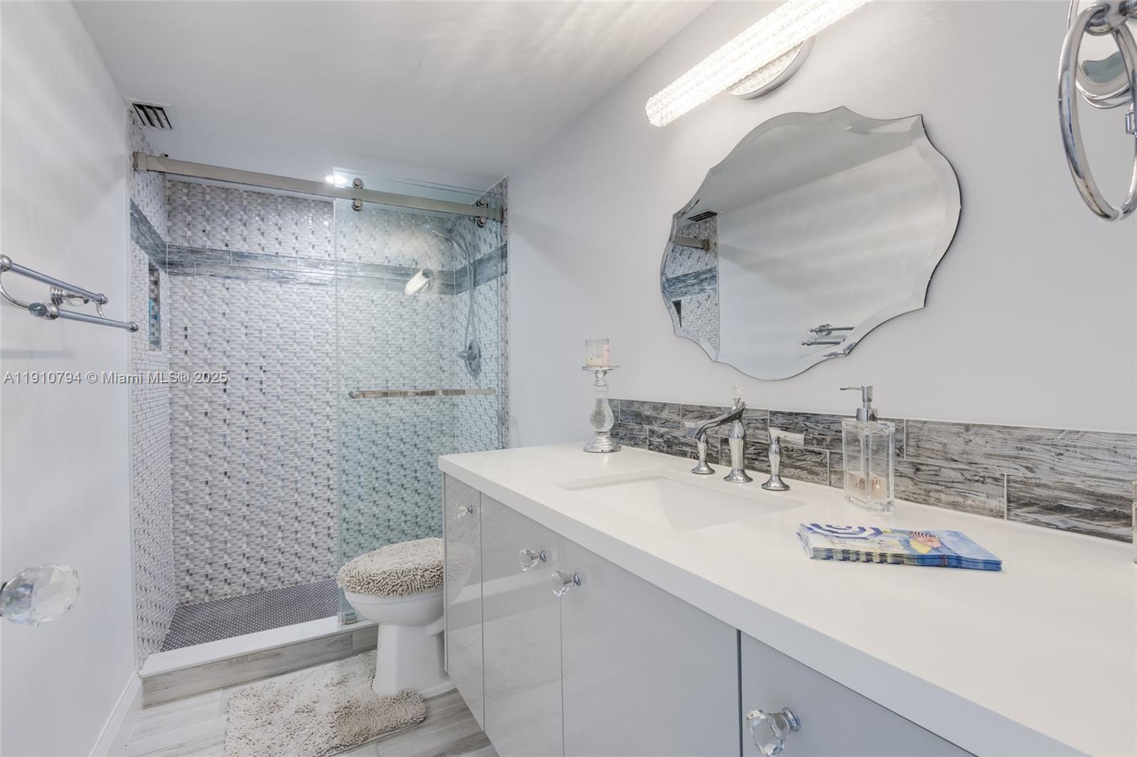 CLOISTER BEACH TOWERS CON - Residential Lease