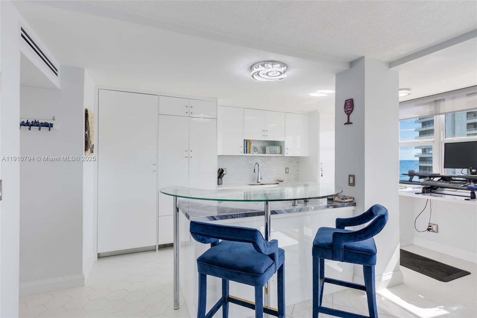 CLOISTER BEACH TOWERS CON - Residential Lease