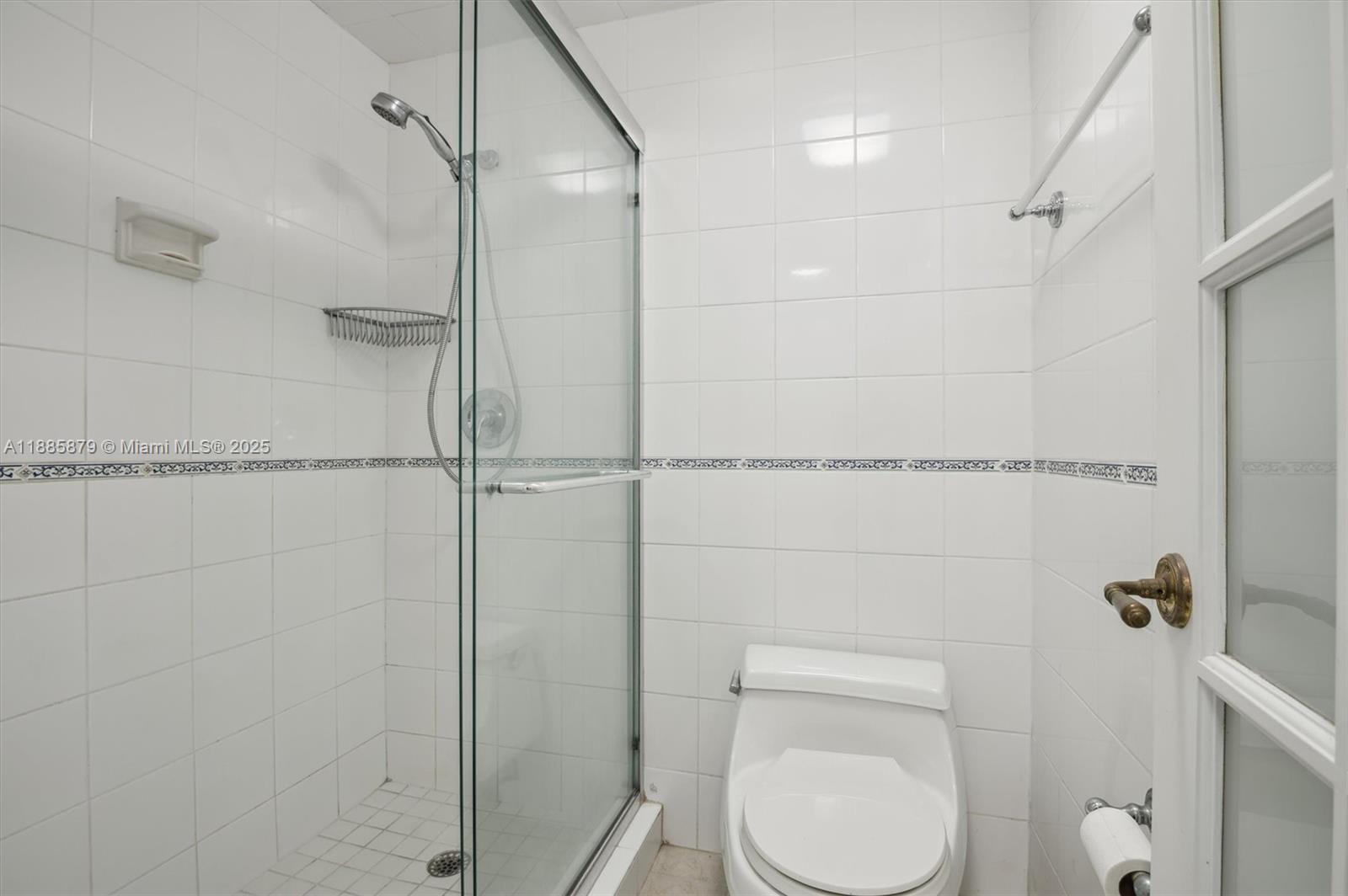 ALEXANDER TOWERS CONDO - Residential Lease