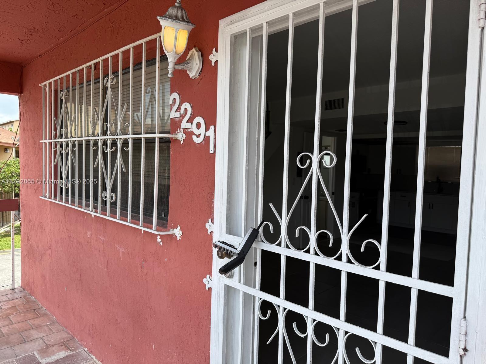 GREEN OAKS I CONDO - Residential