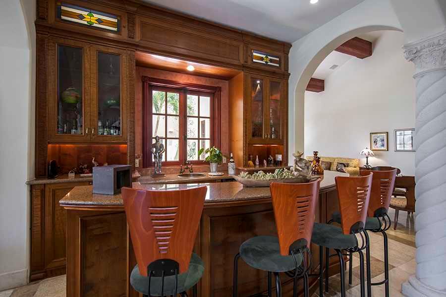 GOLDEN BEACH SEC E - Residential