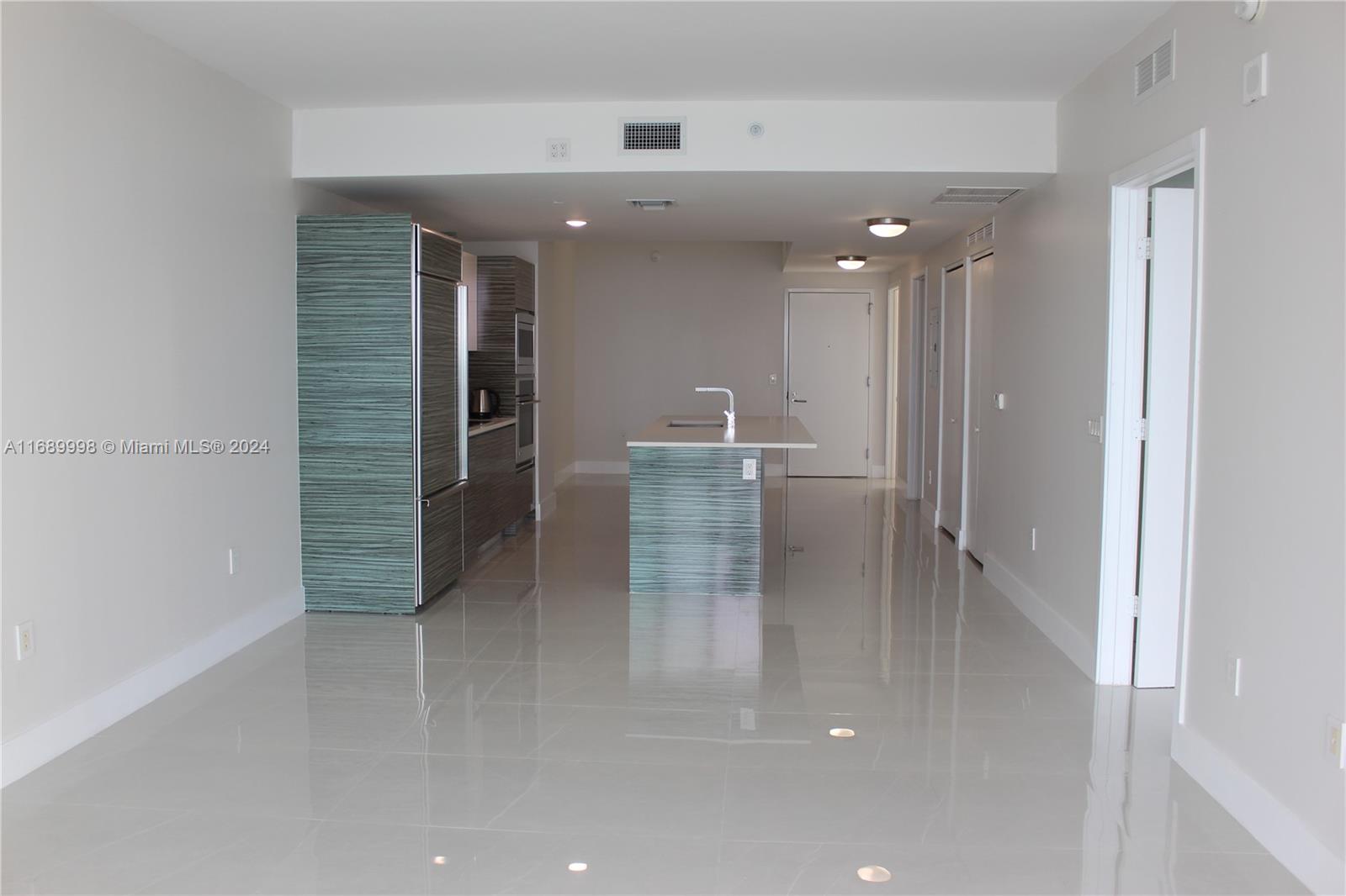 Rental Property at 460 Ne 28th St 2705, Miami, Broward County, Florida - Bedrooms: 2 
Bathrooms: 2  - $5,000 MO.