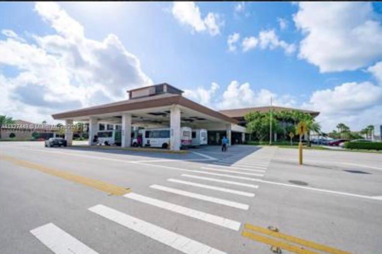 CAMBRIDGE AT CENTURY - Residential