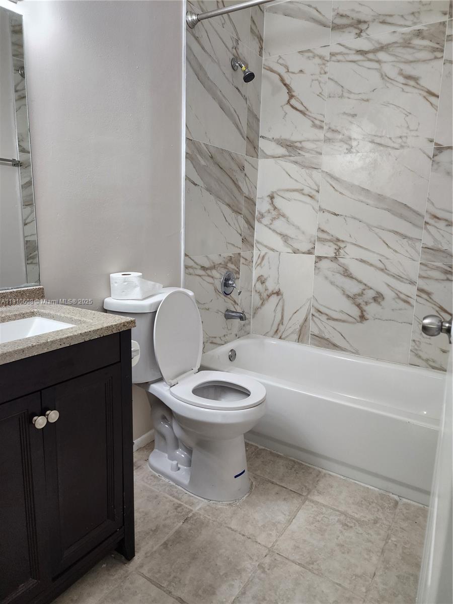 ST ANDREWS PALM BEACH CON - Residential Lease